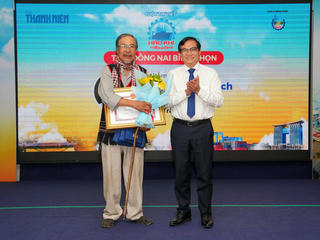 Hào khí miền Đông Nam Bộ