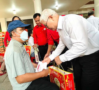 Bình Dương: Chương trình “Chợ 0 đồng” hỗ trợ người nghèo