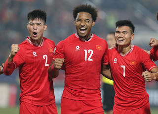 Đội tuyển Việt Nam vào chung kết AFF Cup 2024: Vết gợn sau chiến thắng