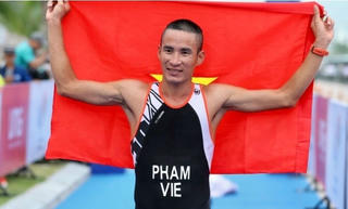 SEA Games 31: Việt Nam đem về 1 HCV đầu tiên ở 2 môn phối hợp