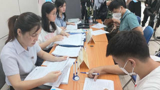 Khơi thông thị trường lao động