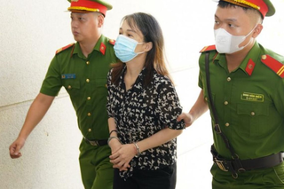 Truy tố một nữ giám đốc trong vụ 'chuyến bay giải cứu'
