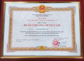 Chủ tịch nước truy tặng Huân chương dũng cảm cho Trung tá Trương Hồng Kỳ