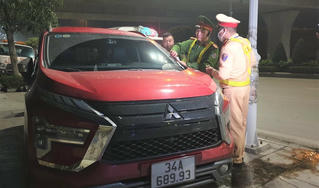 Tạm giữ phương tiện của tài xế không chấp hành kiểm tra nồng độ cồn