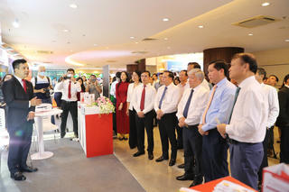 Agribank: Nhiều cách làm hay, sáng tạo, tham gia Cuộc vận động 'Người Việt Nam ưu tiên dùng hàng Việt Nam'