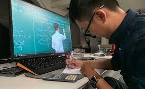 Dạy và học thích nghi chuyển đổi số