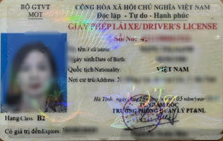 Vì sao Hà Tĩnh tạm dừng cấp đổi giấy phép lái xe theo luật mới?