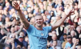 Haaland lập kỷ lục, Man City thắng dễ Leicester