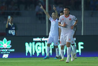 V.League 2022 càng lúc càng gay cấn