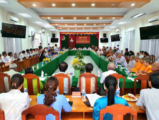 Bình Thuận: Gặp mặt chức sắc, chức việc các tôn giáo năm 2022