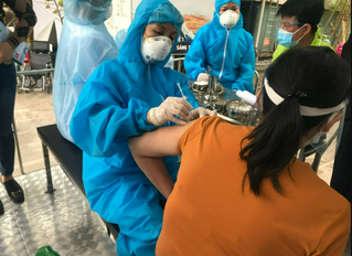 Tiêm nhắc lại vaccine Covid-19 mũi 4: Chuyên gia nói gì? 