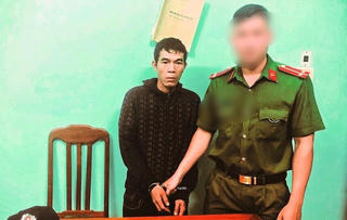 Quảng Nam: Bơi qua 9 con suối, bắt đối tượng trốn truy nã ở bãi vàng