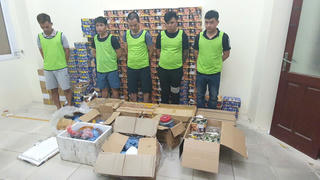 Bắt giữ 5 đối tượng sản xuất, buôn bán pháo nổ liên tỉnh