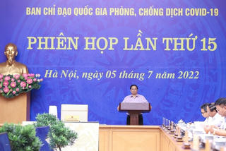 Thủ tướng Phạm Minh Chính: 'Vaccine vẫn là vũ khí quyết định'