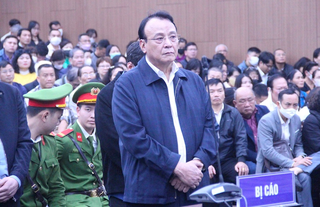 Đang tuyên án vụ Tân Hoàng Minh