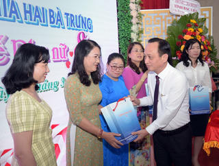 Bạc Liêu: Tạo cơ hội, điều kiện để cán bộ nữ phát triển bình đẳng