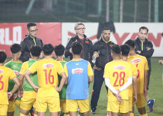 HLV Philippe Troussier trao cơ hội cho nhiều gương mặt mới 