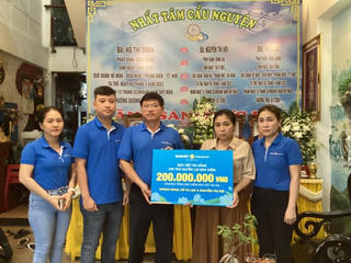 Gia đình nạn nhân vụ rơi trực thăng ở Quảng Ninh nhận bồi thường bảo hiểm