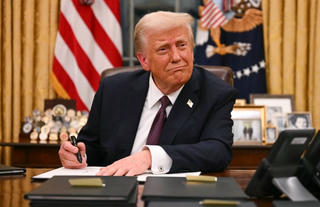 Tổng thống Trump ra lệnh công bố hồ sơ vụ ám sát John F. Kennedy