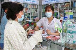 114 điểm trực bán lẻ thuốc chữa bệnh trong dịp Tết tại Hà Nội