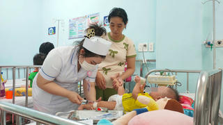 Ngăn chặn dịch sởi bùng phát