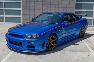 Cần bao nhiêu để sở hữu chiếc xe đua huyền thoại Nissan Skyline GT-R R34?
