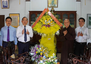 Phó Chủ tịch Hoàng Công Thuỷ thăm, chúc mừng Đại lễ Phật đản 2023 tại Thừa Thiên - Huế