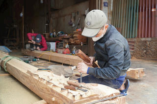Giữ 'lửa nghề' ở làng mộc Phúc Lộc