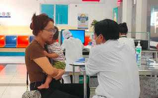 Tỷ lệ chích ngừa đủ 2 mũi sởi ở bệnh nhi bị nặng là 0%