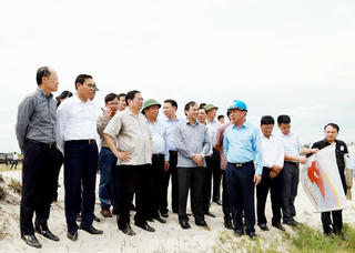 Thủ tướng đến thăm Dự án mỏ sắt Thạch Khê bị dừng hơn 10 năm ở Hà Tĩnh