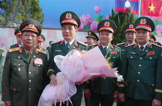Bắt đầu hoạt động Giao lưu hữu nghị quốc phòng biên giới Việt Nam - Lào lần thứ hai tại Lào