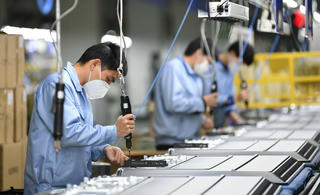 Gia hạn thuế để giảm khó khăn cho doanh nghiệp