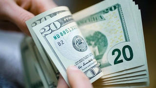 Tỷ giá USD tiến sát mốc 25.000 đồng