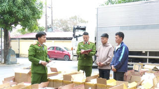 Ninh Bình: Phát hiện kho hàng chứa hơn 140.000 bao thuốc lá nhập lậu