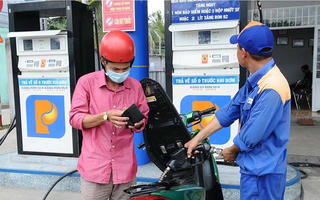 Tiếp tục giảm thuế bảo vệ môi trường đối với xăng dầu