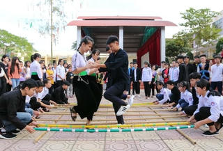Đảm bảo nước hợp vệ sinh cho đồng bào dân tộc thiểu số