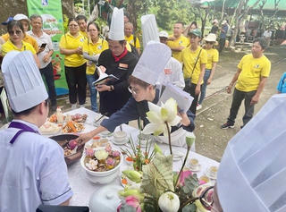 Đưa sản phẩm chế biến từ thịt, da đà điểu ra thị trường trong nước và quốc tế