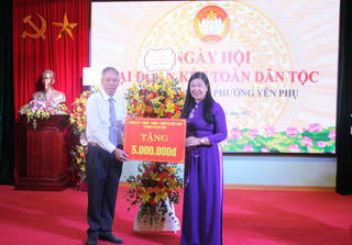 Hà Nội: Sôi nổi ngày hội Đại đoàn kết toàn dân tộc