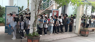 Tuyển sinh 2025 bớt lệ thuộc điểm tốt nghiệp THPT