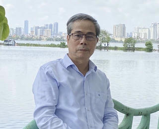 Công năng vỉa hè và câu chuyện sinh kế người dân