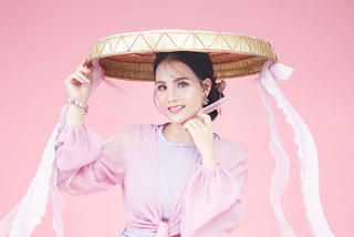 Ca sĩ Mai Thương hát về làng quê Bắc Bộ Việt Nam
