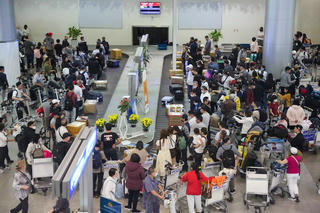 Giá vé máy bay tăng cao, không chỉ dịp Tết