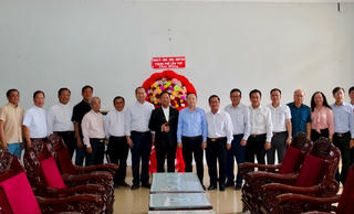 Lãnh đạo Cần Thơ thăm, chúc mừng Lễ Phục sinh