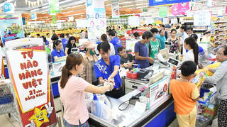 Hàng Việt với người Hà Nội