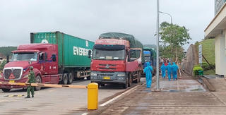 Quảng Ninh: Hơn 270 xe hàng hóa thông quan qua lối mở Km3+4 Hải Yên trong ngày đầu năm mới