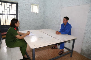 Mâu thuẫn tình cảm, phóng hỏa đốt nhà người tình