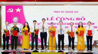 Công bố quyết định thành lập cơ quan Ủy ban Mặt trận Tổ quốc tỉnh Nghệ An