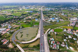 Khai thác quỹ đất dọc tuyến vành đai 3
