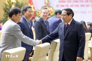 Thủ tướng chủ trì hội nghị với các ngân hàng để thúc đẩy tăng trưởng