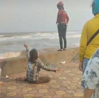 Nam Định: Nam thanh niên mất tích khi tắm biển ở bãi tắm tự phát